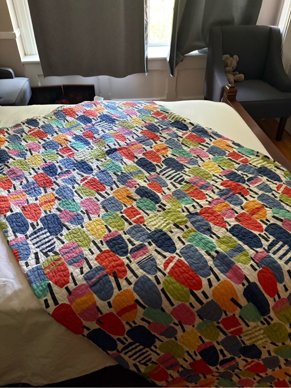 Colorful Buoy Pattern Queen quilt with shams